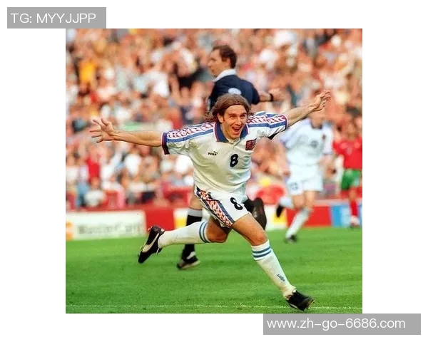 探秘世界足球球星高强度训练氛围与团队竞技精神塑造之路