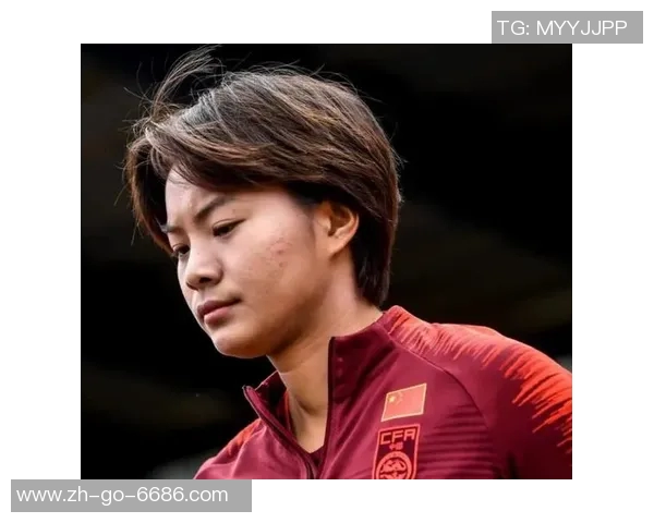王霜个人简介：来自武汉的女足球星如何崭露头角并走向国际舞台